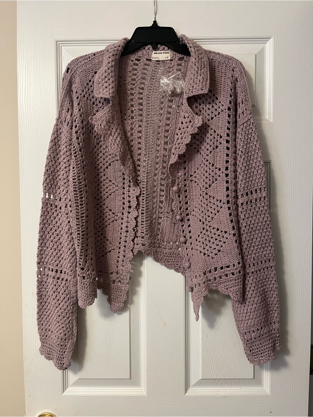 Free People/ We The Free Lavender Crochet V‑Neck Button Cardigan Size Large - Picture 4 of 6